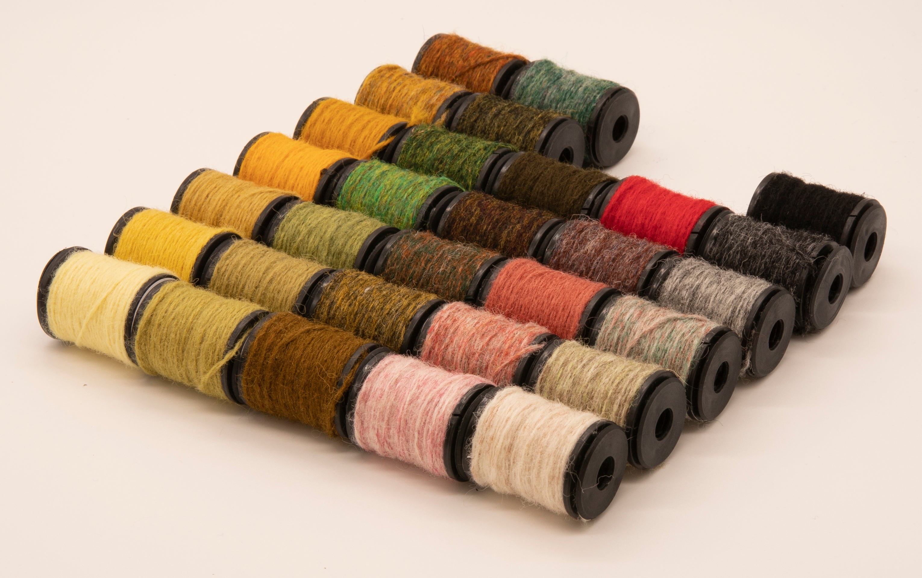 Semperfli Dirty Bug Yarn*