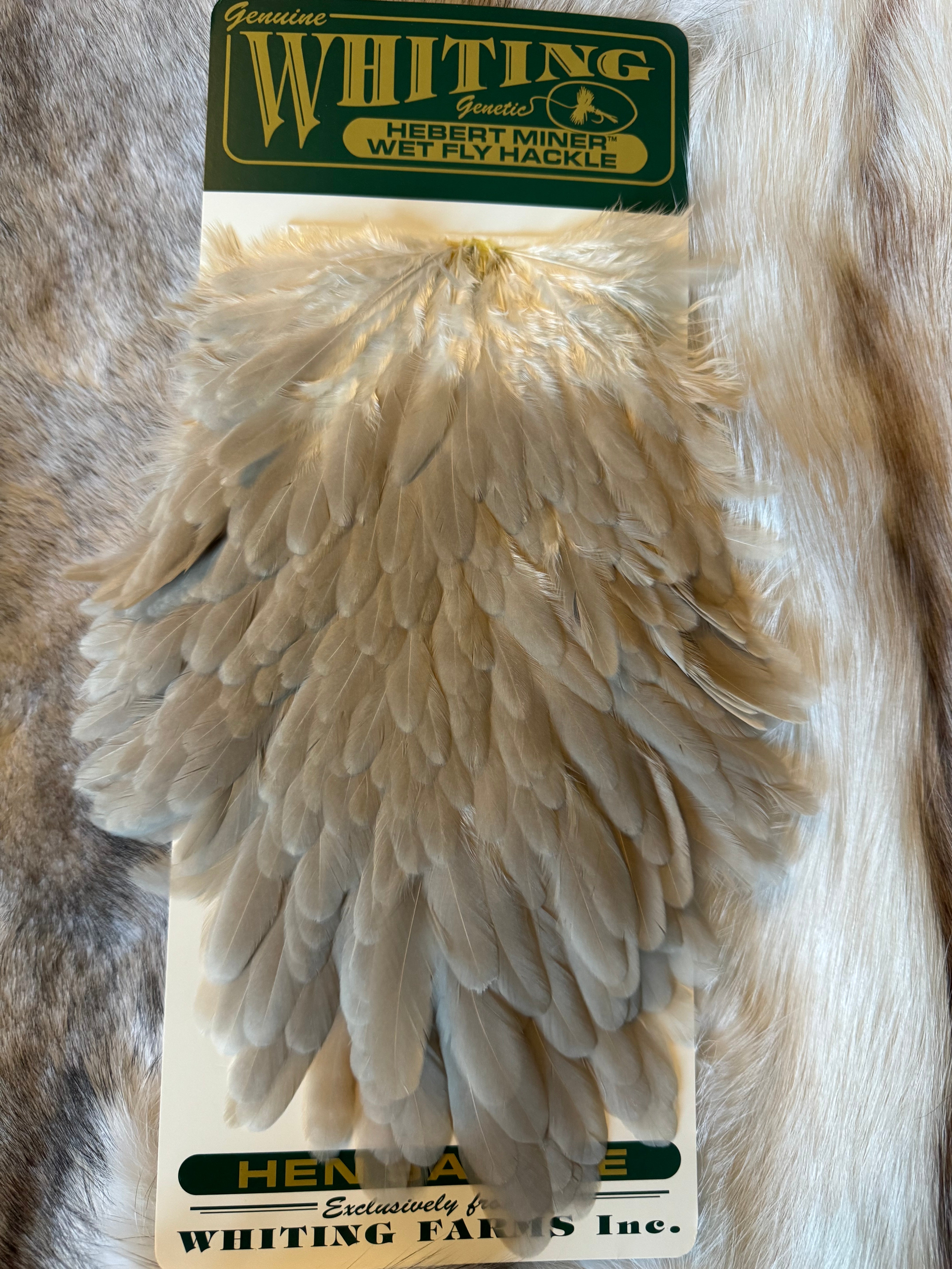Whiting Farms - Hebert Miner Wet fly Hackle - Light Tan Dun Hen Hackle (31)