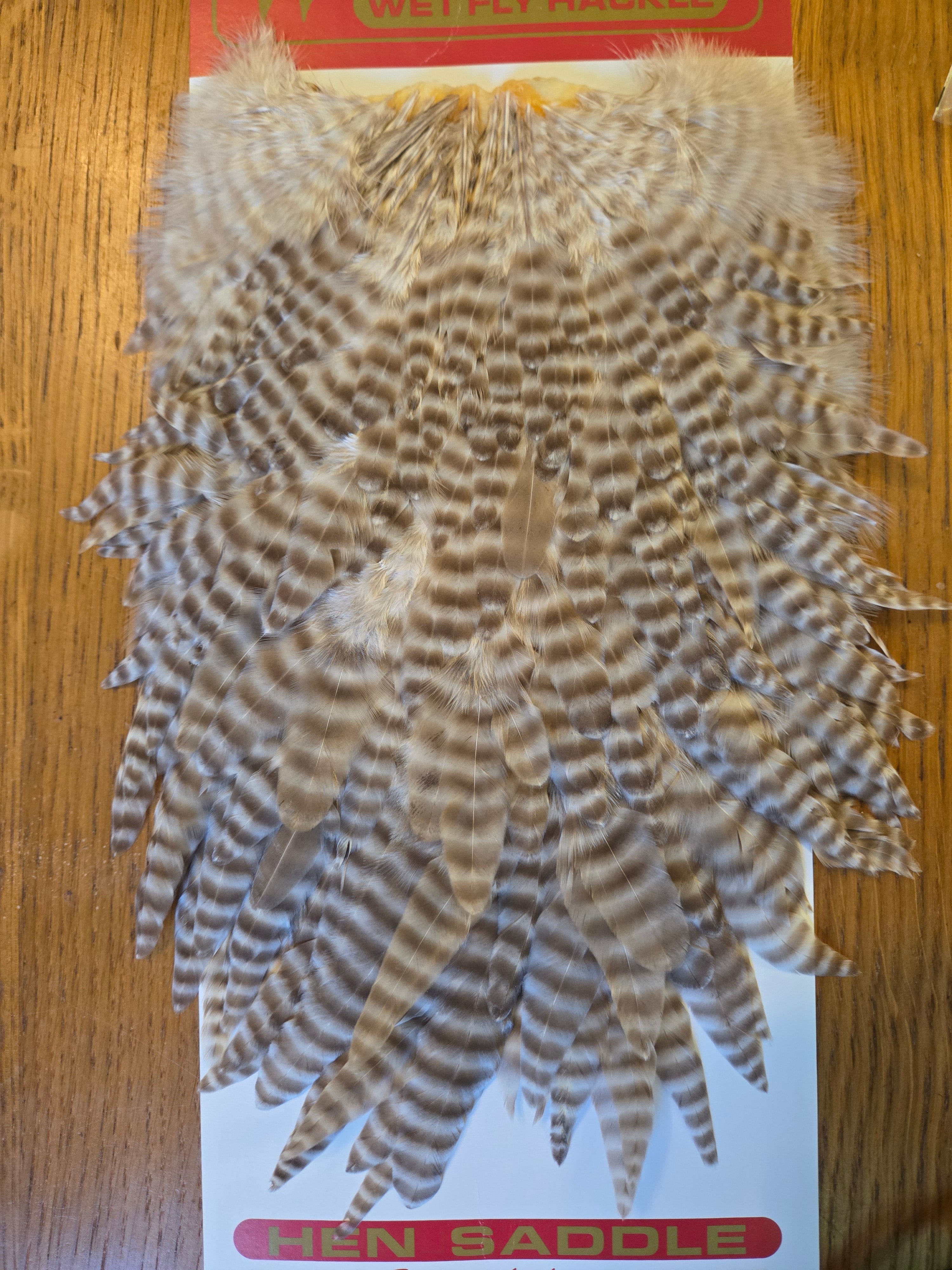 Whiting Wet Fly Hackle - Hen Saddle Dun Grizzly (8)