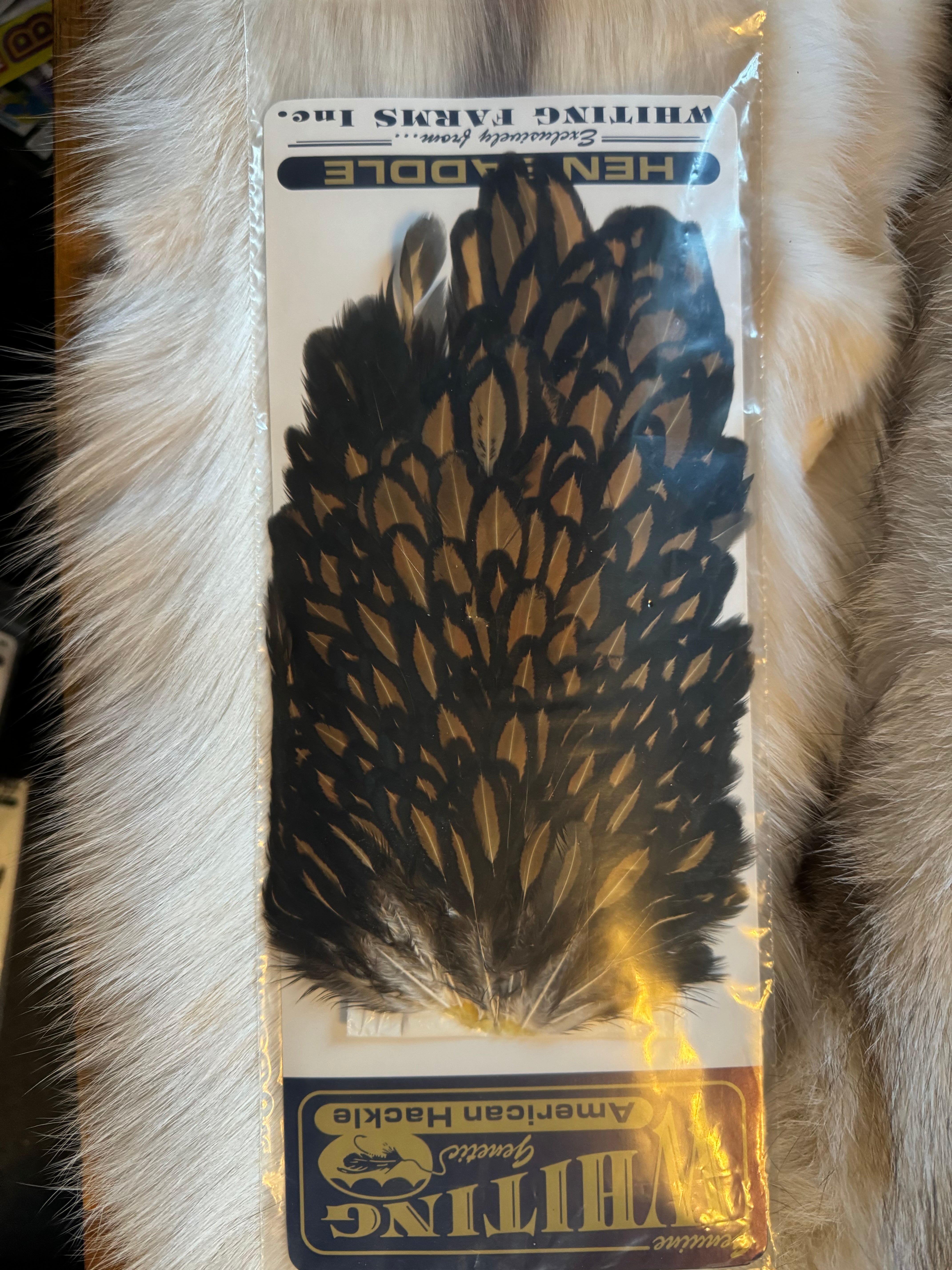 Whiting Capes - American Hackle - Hen Saddle - Black Laced Brown (1)
