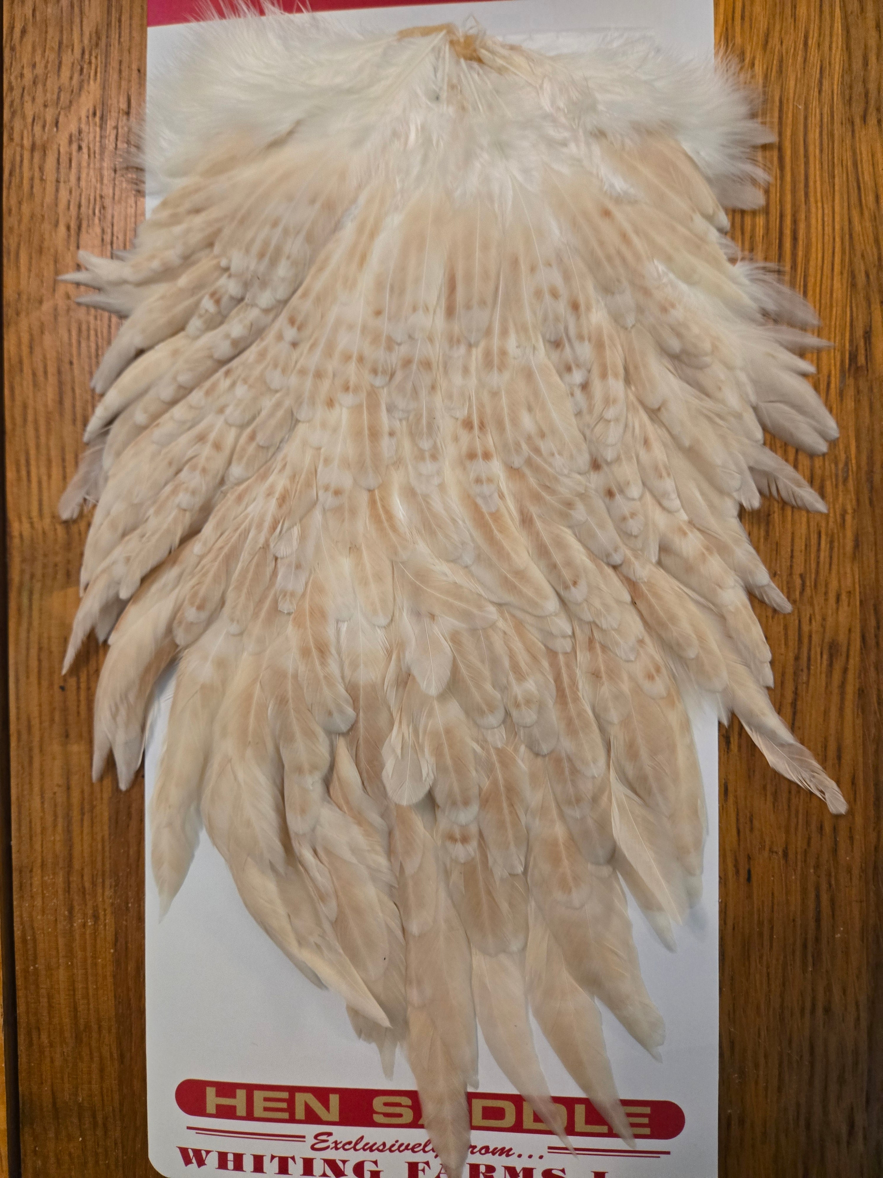 Whiting Wet Fly Hackle - Hen Saddle Light Ginger (16)